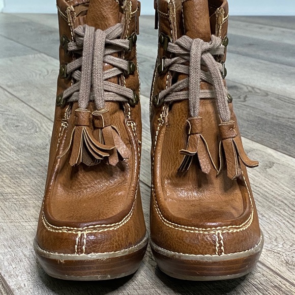 Fall Ankle Boots - Picture 3 of 5